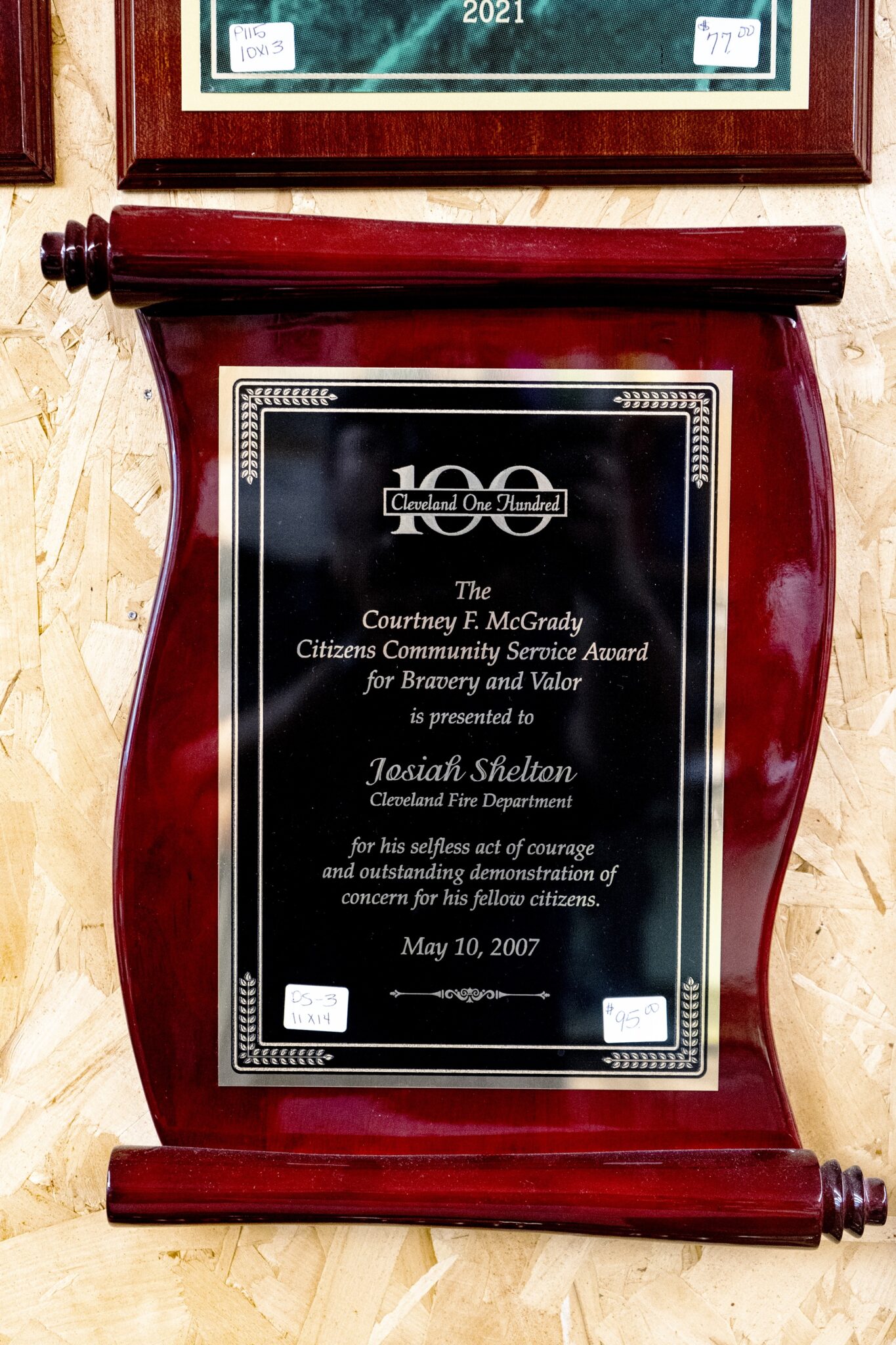 TROPHIES Trophies Unlimited